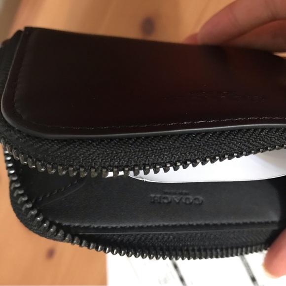 ❤️ Coach Basic L Zip Card Case Black - Picture 8 of 8